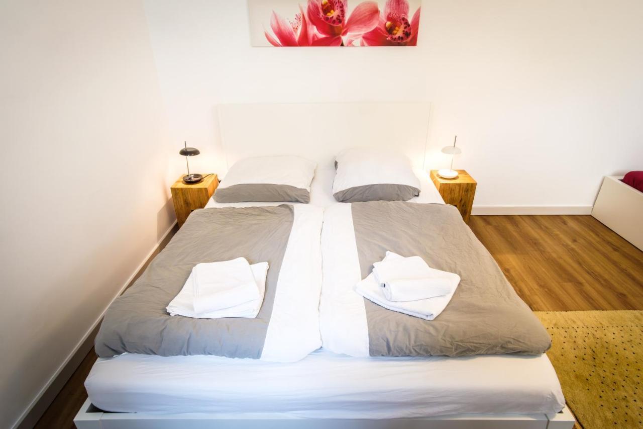 Wunderschoene Wohnung In Sanierter Villa! Incl Wifi Drezno Zewnętrze zdjęcie