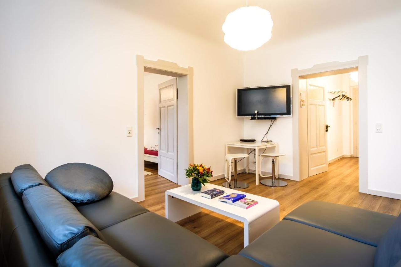 Wunderschoene Wohnung In Sanierter Villa! Incl Wifi Drezno Zewnętrze zdjęcie