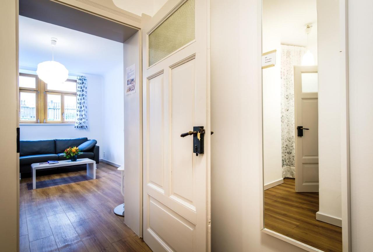 Wunderschoene Wohnung In Sanierter Villa! Incl Wifi Drezno Zewnętrze zdjęcie