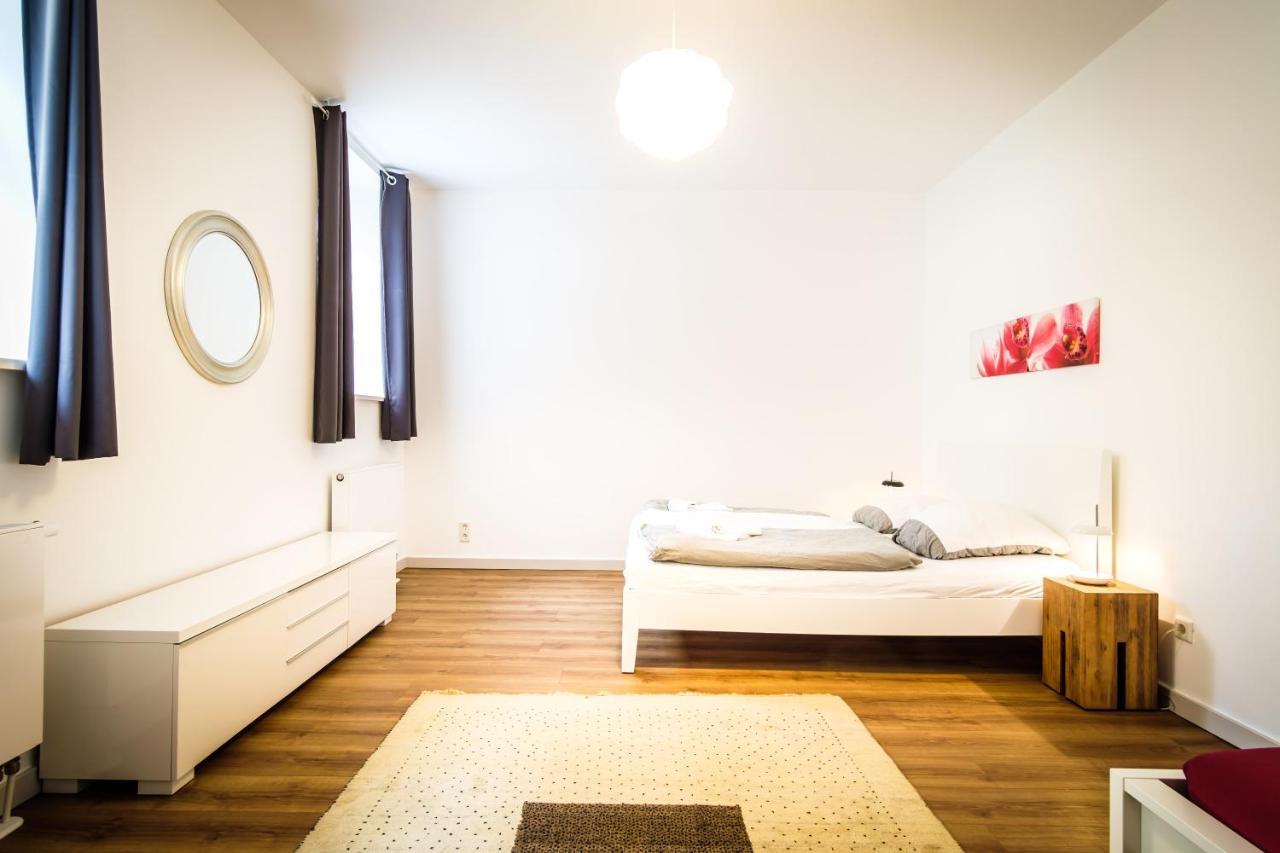 Wunderschoene Wohnung In Sanierter Villa! Incl Wifi Drezno Zewnętrze zdjęcie